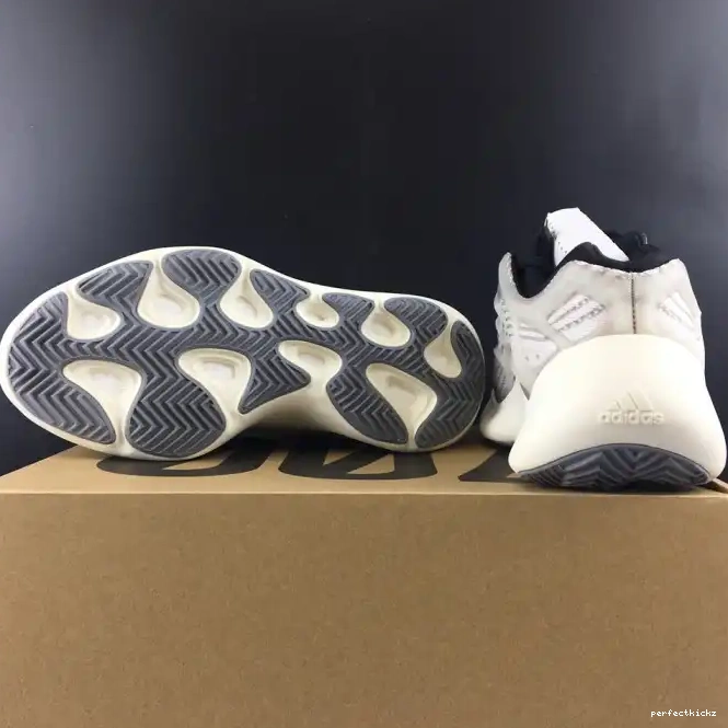 Yeezy White Adidas Boost 700 Ash V3 EF9897 0506
